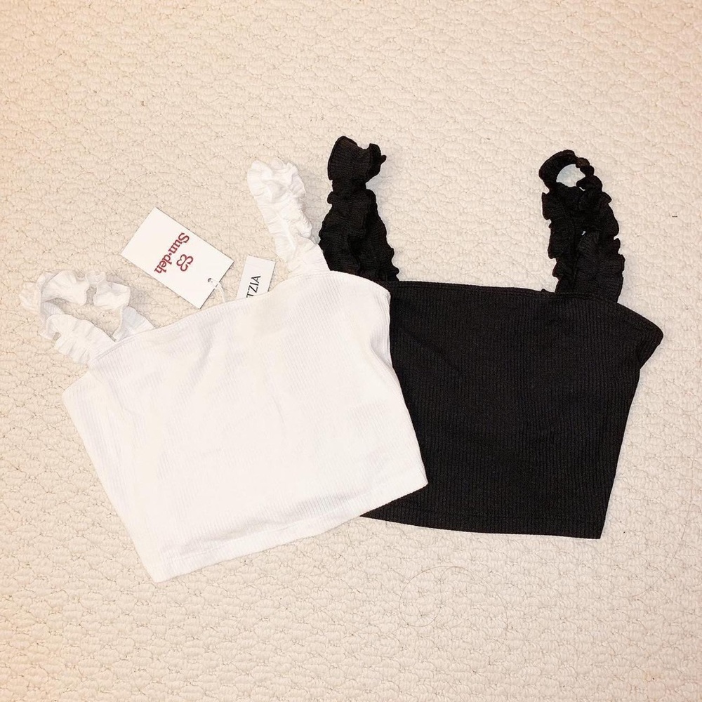 BNWT White Aritzia tank